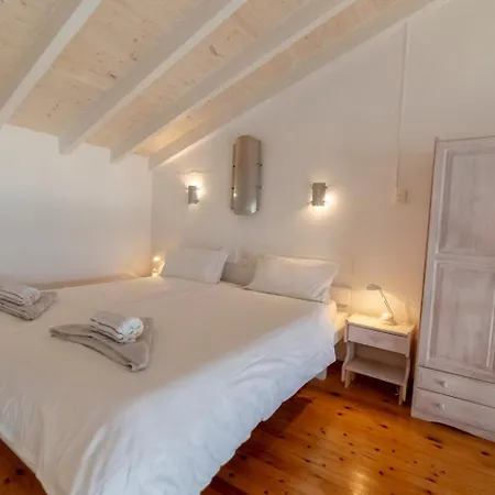 Ilios Apartment