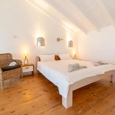Ilios Apartment